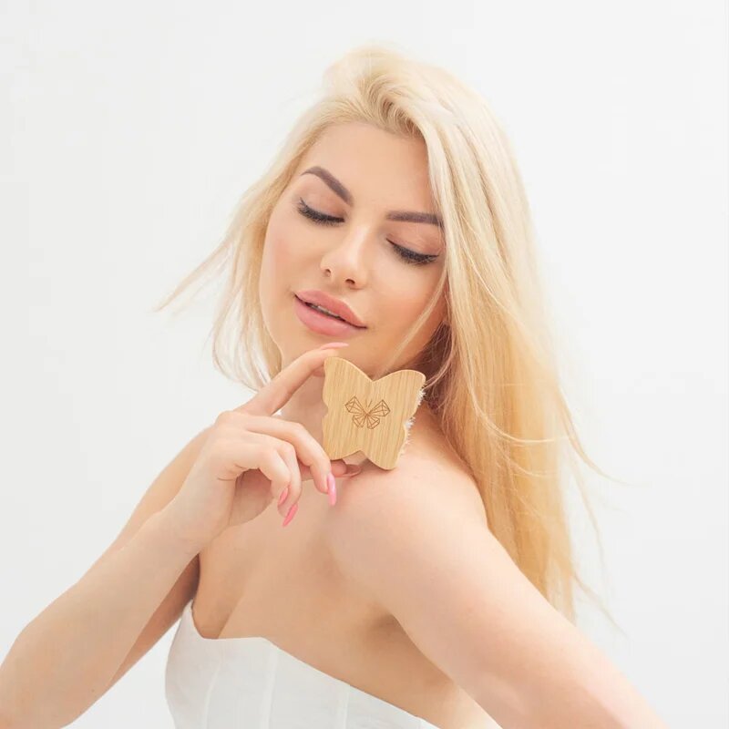 Crystallove Bamboo Butterfly Agave Body Brush Travel Size masážní kartáč na tělo 1 ks
