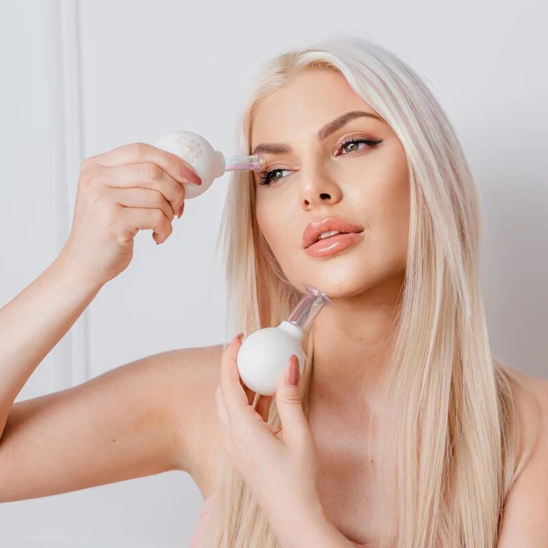 Crystallove Glass Facial Cupping Set sada masážních pomůcek na obličej krk a dekolt 2 ks