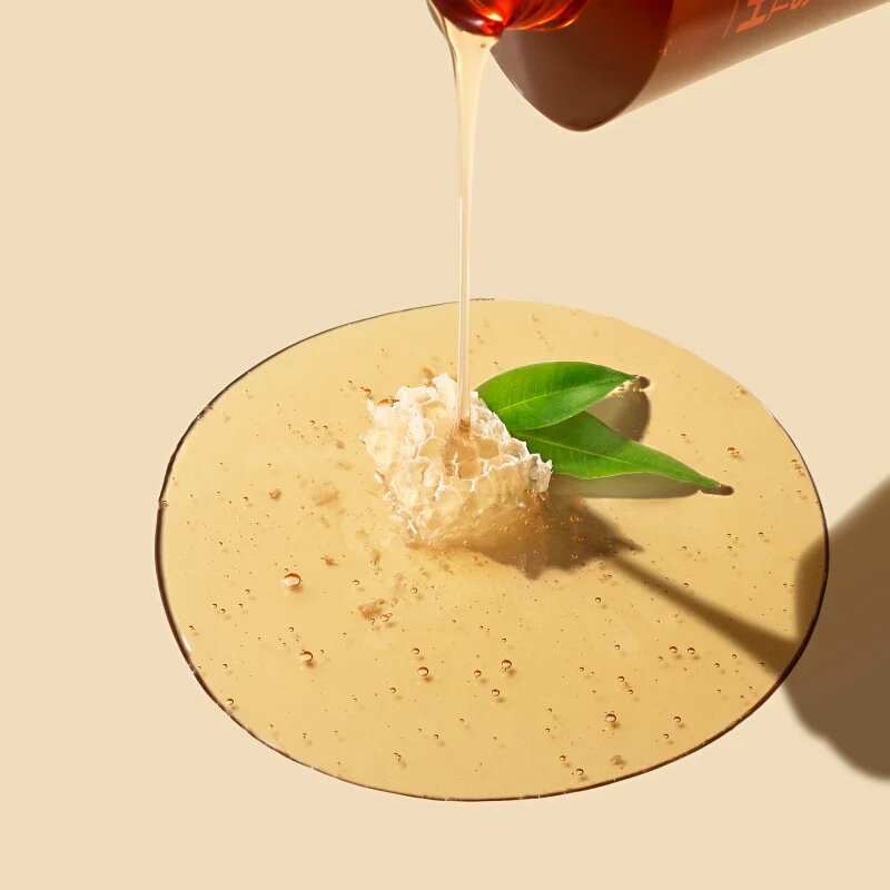 DAENG GI MEO RI Honey Therapy Professional Plus Shampoo regenerační šampon pro slabé a poškozené vlasy 500 ml