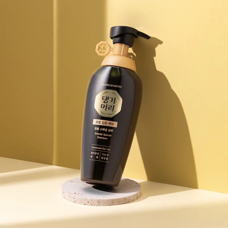 DAENG GI MEO RI Oriental Special Shampoo vyživující šampon proti vypadávání vlasů 500 ml