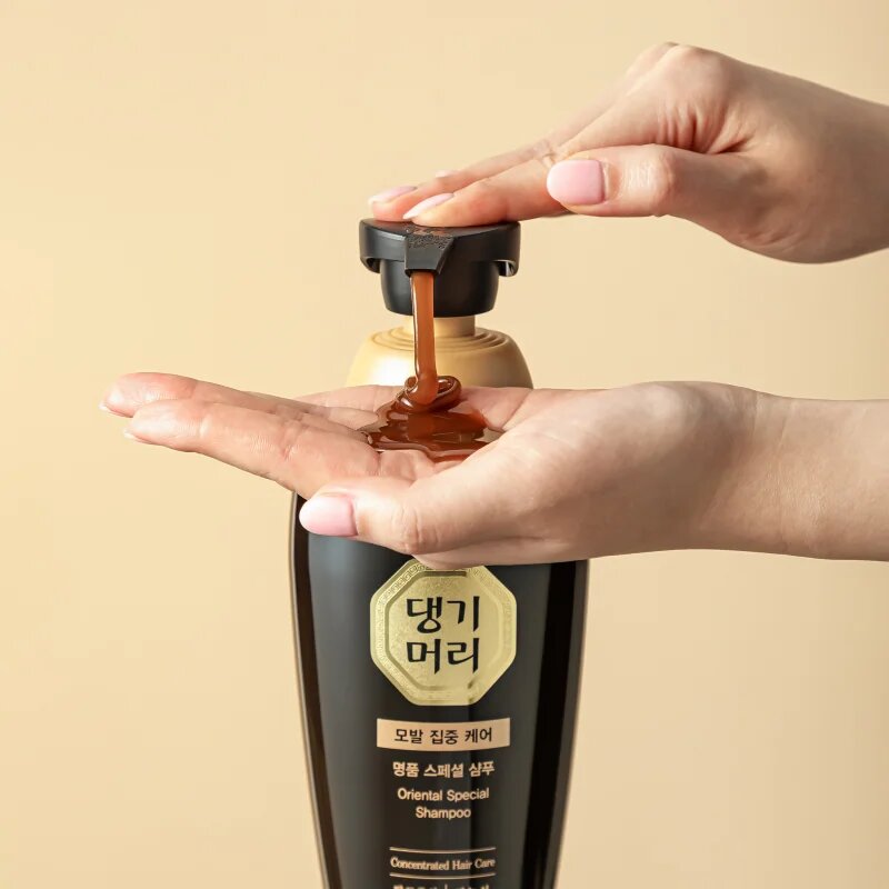 DAENG GI MEO RI Oriental Special Shampoo vyživující šampon proti vypadávání vlasů 500 ml