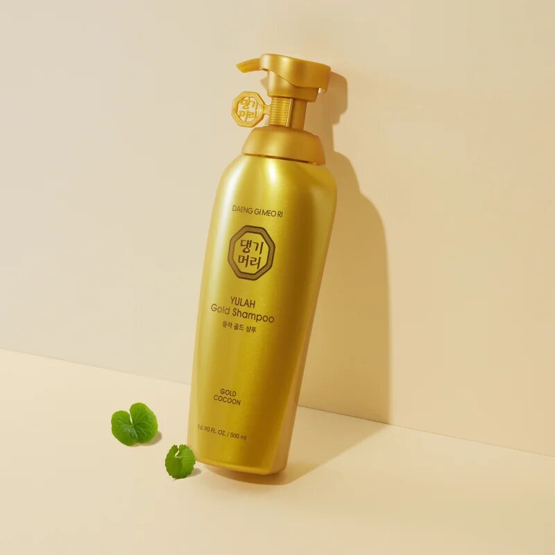 DAENG GI MEO RI Yula Gold Shampoo intenzivně vyživující šampon pro posílení a lesk vlasů 500 ml