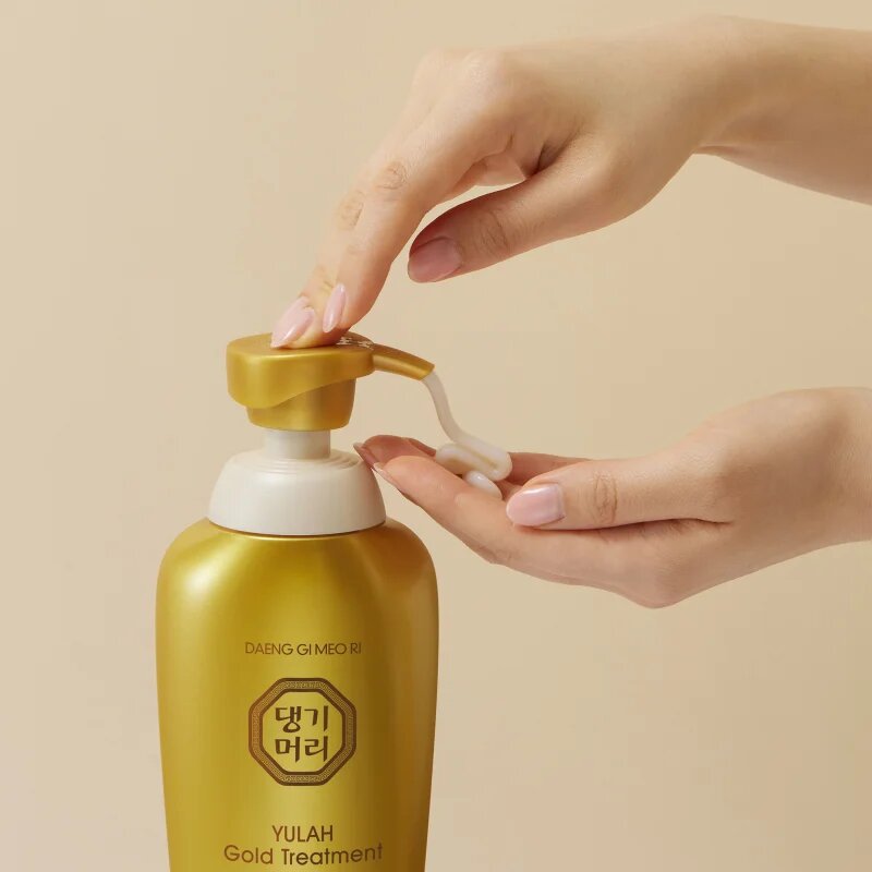 DAENG GI MEO RI Yula Gold Treatment obnovující kondicionér pro posílení a lesk vlasů 500 ml