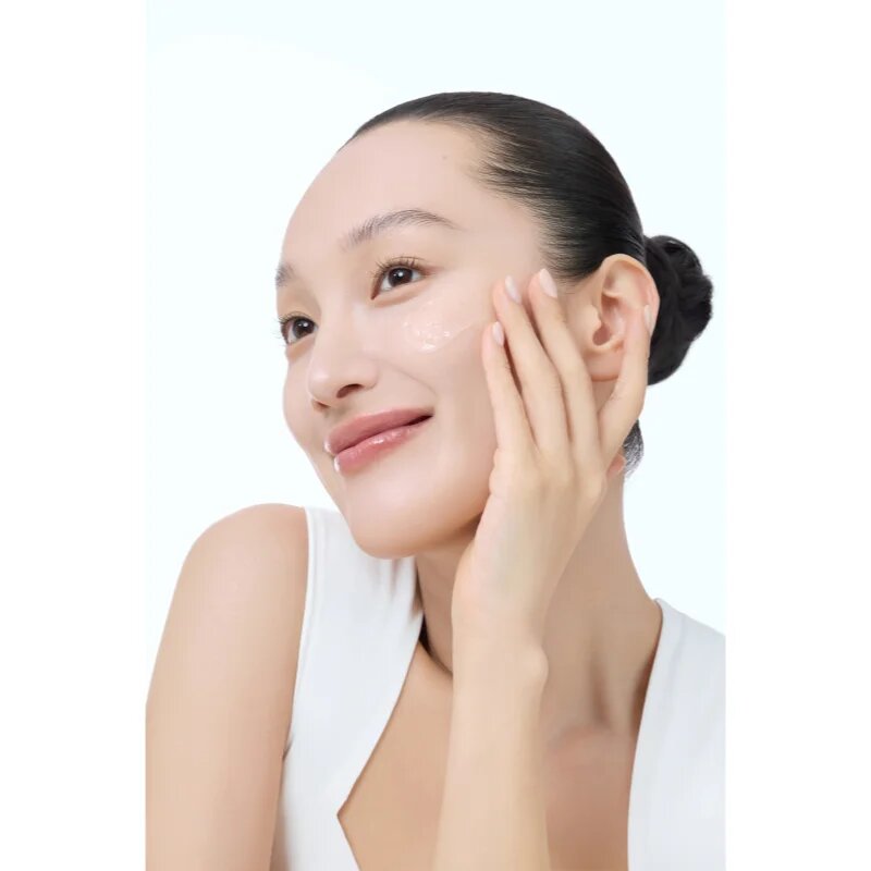Dear Klairs Freshly Juiced Vitamin Essence Toner jemné pleťové tonikum pro rozjasnění a hydrataci 180 ml