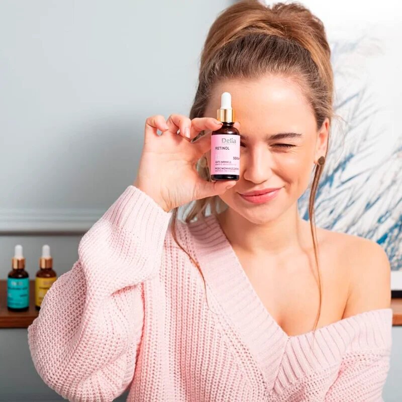 Delia Cosmetics Retinol protivráskové sérum na obličej krk a dekolt 30 ml