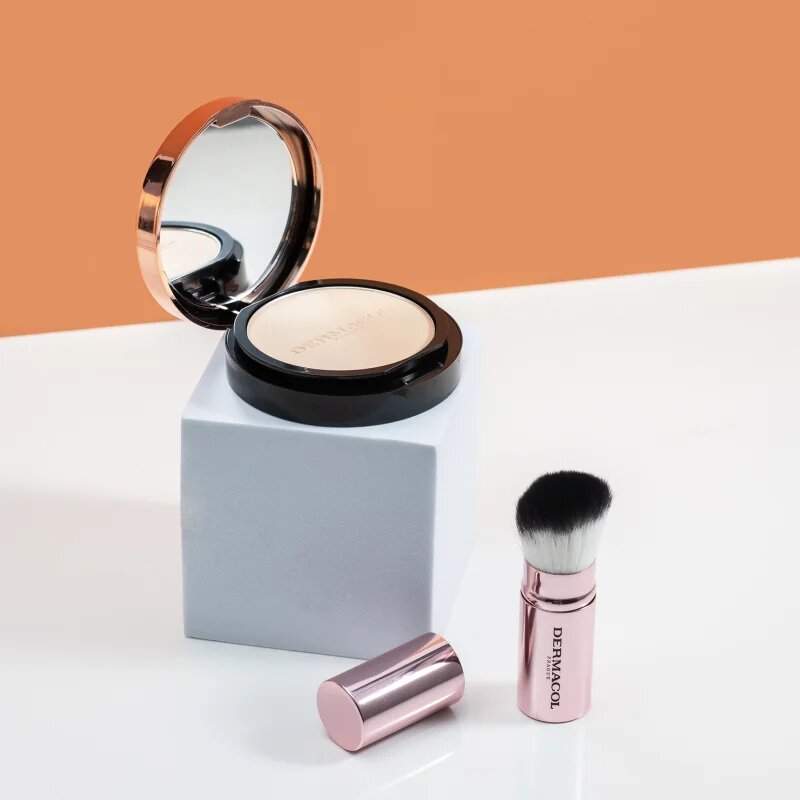 Dermacol 24h Control kompaktní pudr a make-up 2 v 1 odstín 02 9 g
