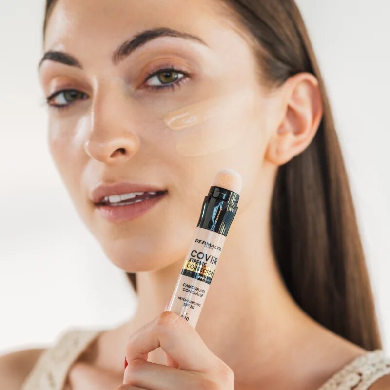 Dermacol Cover Xtreme korektor s vysokým krytím SPF 30 odstín No. 4 (221) 8 g
