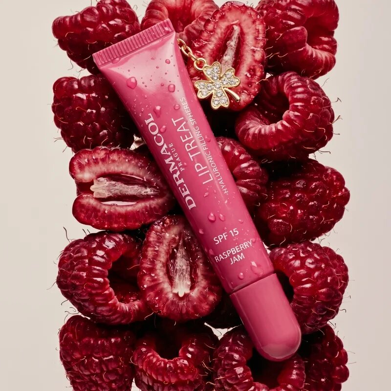 Dermacol Lip Treat hydratační lesk na rty SPF 15 odstín 16 Raspberry Jam 10 ml