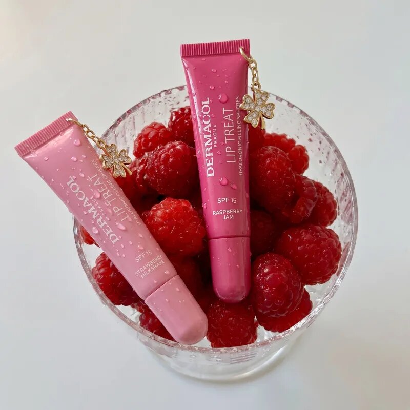 Dermacol Lip Treat hydratační lesk na rty SPF 15 odstín 16 Raspberry Jam 10 ml