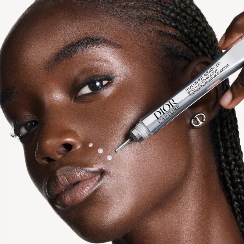 DIOR Capture Hyalushot Advanced Korektor vrásek zesilující účinky pleťové péče 15 ml