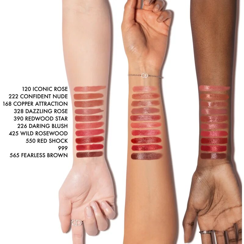DIOR Rouge On Stage Ink Blur Matte Neobtiskující se tekutá rtěnka – Vyhlazující matný finiš odstín 217 Dare In Coral 6 ml