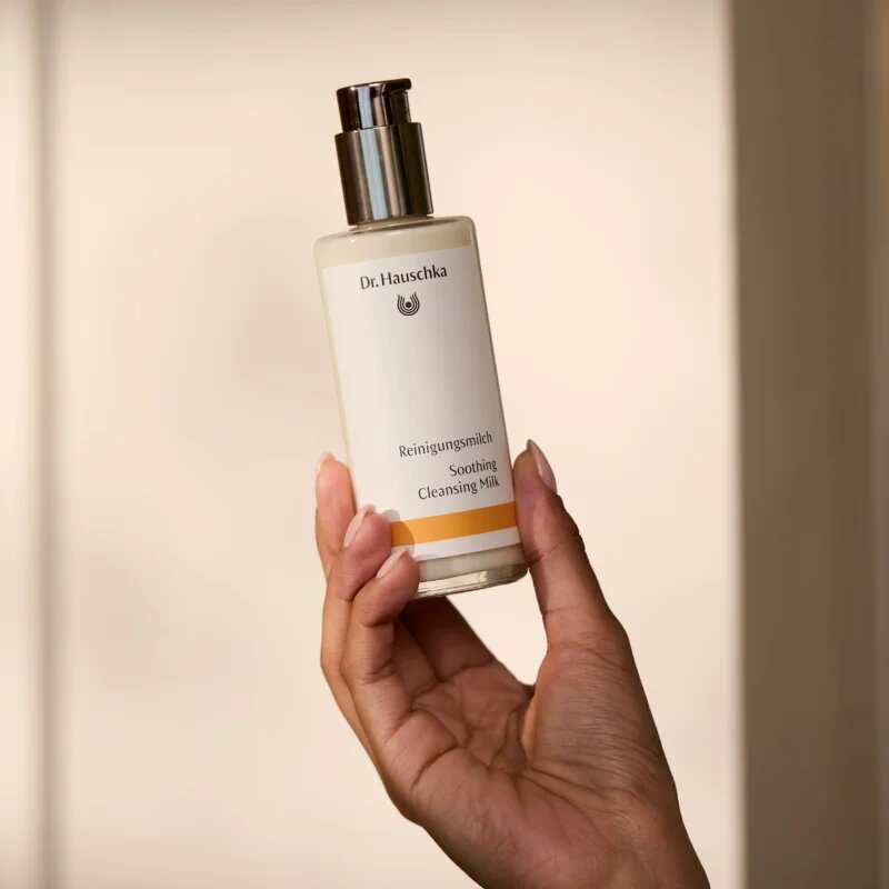 Dr. Hauschka Cleansing And Tonization čisticí pleťové mléko 145 ml