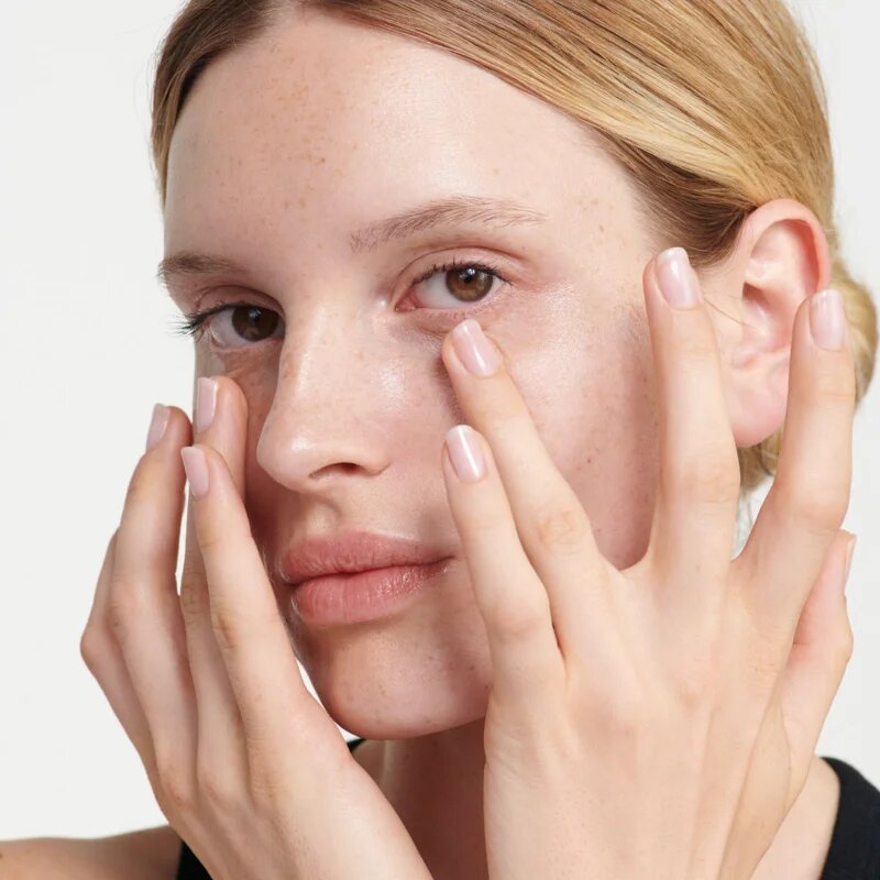 Dr. Hauschka Eye And Lip Care Eye Balm vyživující balzám na oční okolí 10 ml