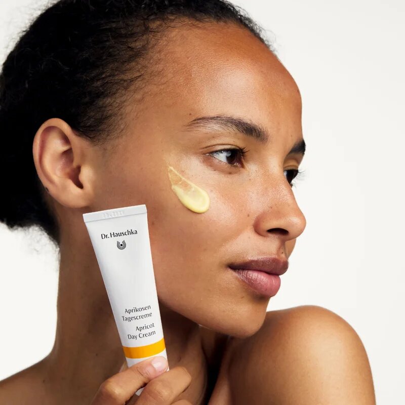 Dr. Hauschka Facial Care revitalizační krém pro suchou pleť 30 ml