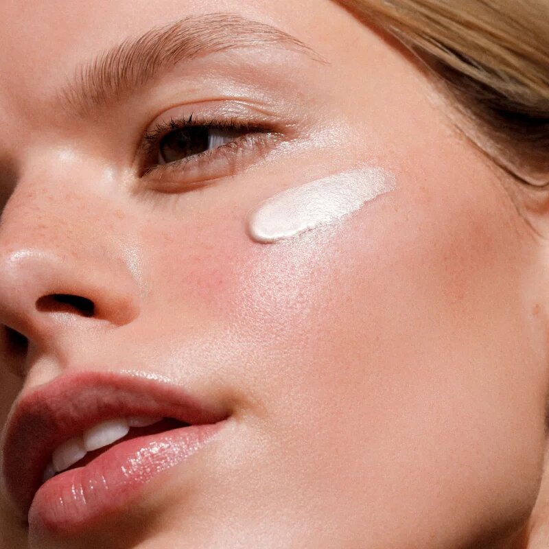 Dr. Hauschka Make-Up Illuminating Fluid tekutý rozjasňovač 30 ml