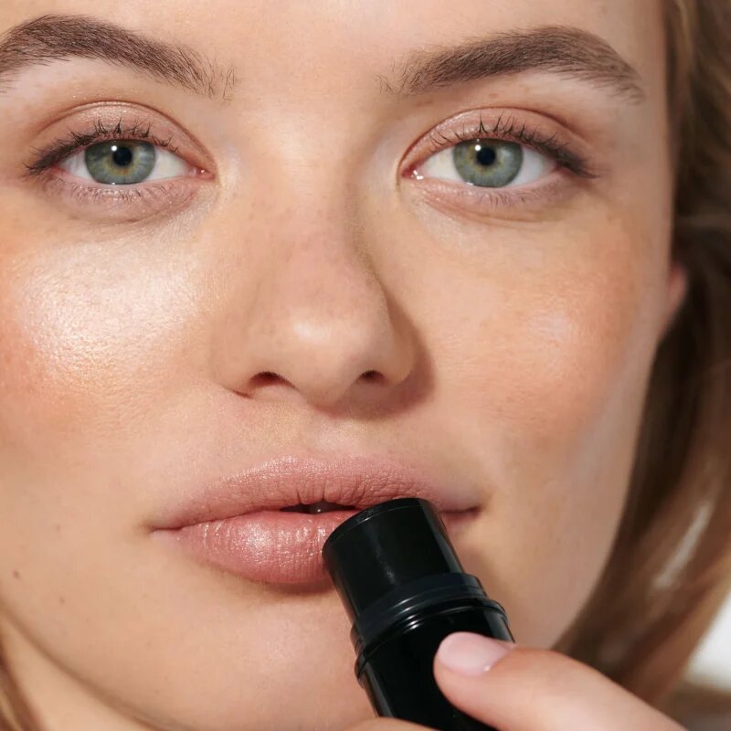 Dr. Hauschka Make-Up Lip to Cheek multifunkční líčidlo na rty a tváře odstín 04 gold 6.1 g