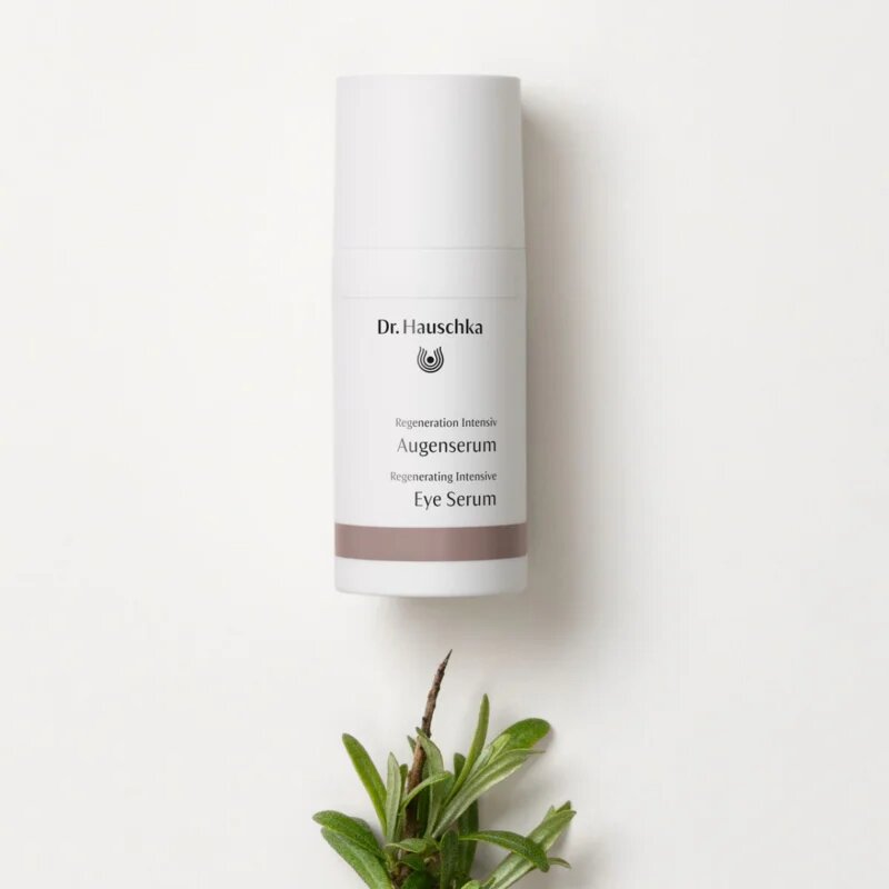 Dr. Hauschka Regeneration Intensive Eye Serum oční sérum s regeneračním účinkem 15 ml