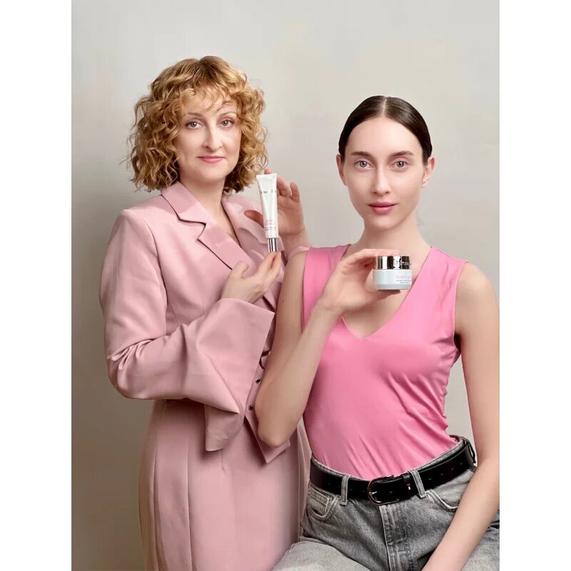 Dr Irena Eris Sensi Science Ultra Comforting Moisture Cream Day & Night hydratační krém s protivráskovým účinkem pro citlivou pleť 40 ml