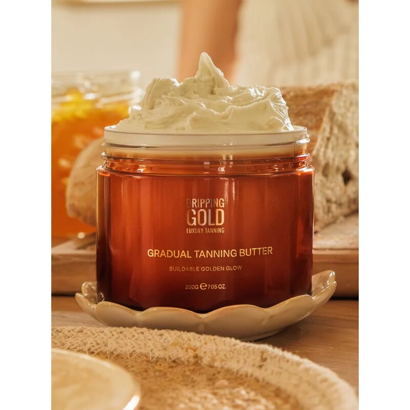 Dripping Gold Gradual Tanning Butter tělové máslo se samoopalovacím účinkem 200 g