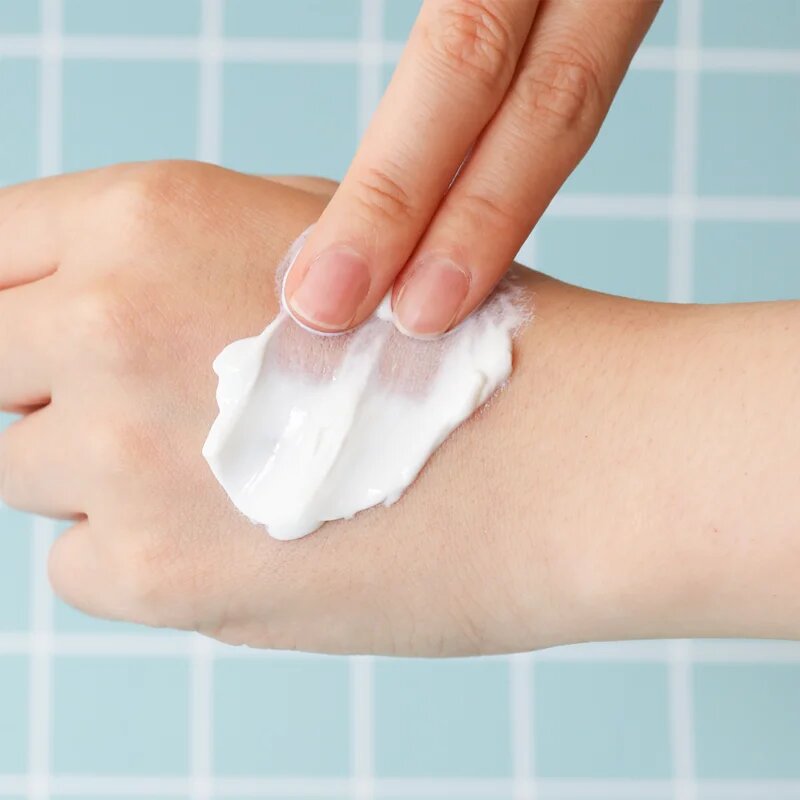 Elizavecca Milky Piggy White Crow Glacial More Cream rozjasňující hydratační krém 100 ml
