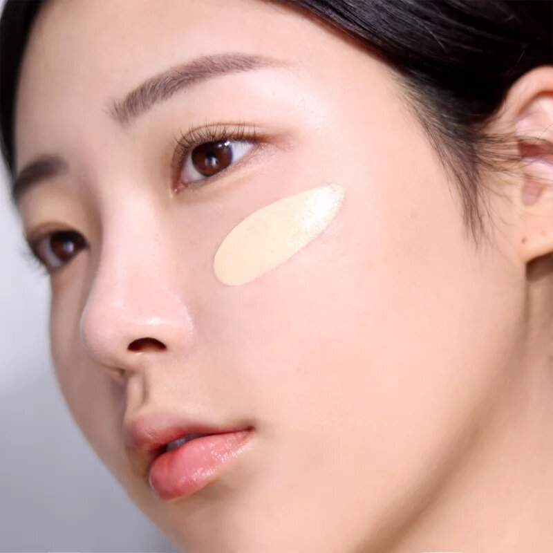 espoir Pro Tailor Foundation Be Glow hydratační make-up pro rozjasnění pleti odstín 20 Vanilla 30 g