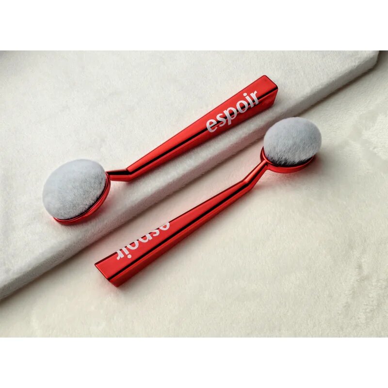 espoir Super Soft Face Brush kulatý štětec na make-up a podkladovou bázi 1 ks