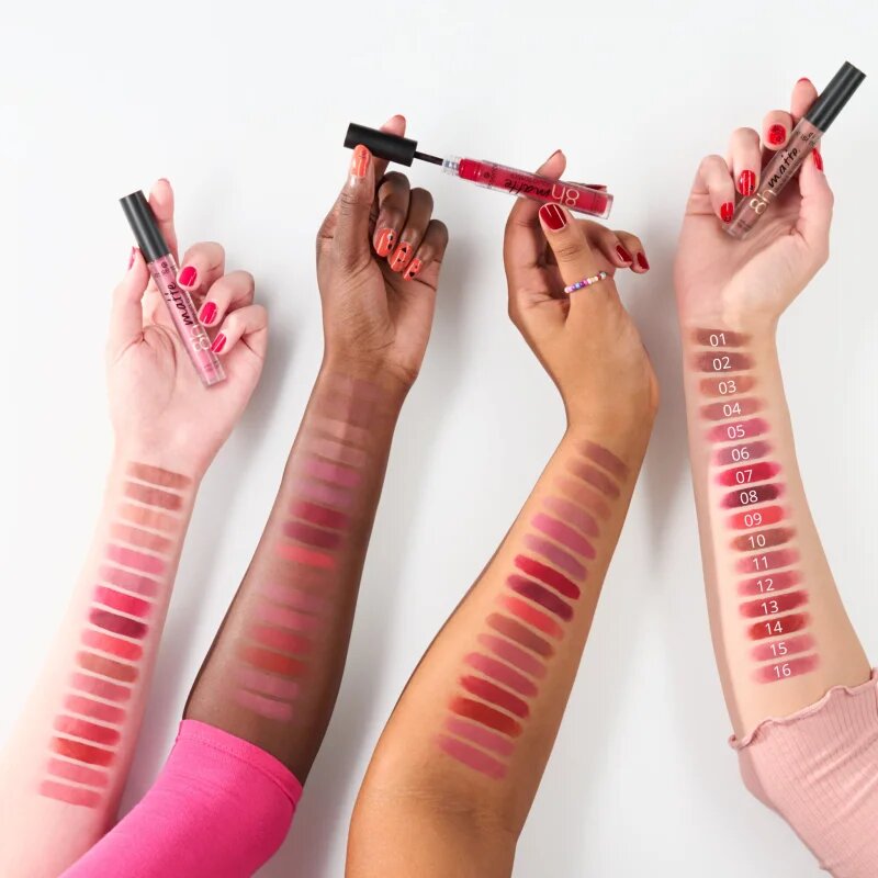 essence 8h matte matná tekutá rtěnka odstín 16 Velvet Brick 25 ml