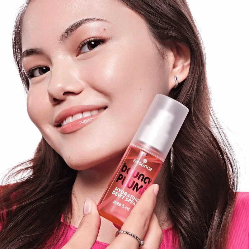 essence bouncy PLUMP fixační sprej na make-up s hydratačním účinkem 50 ml