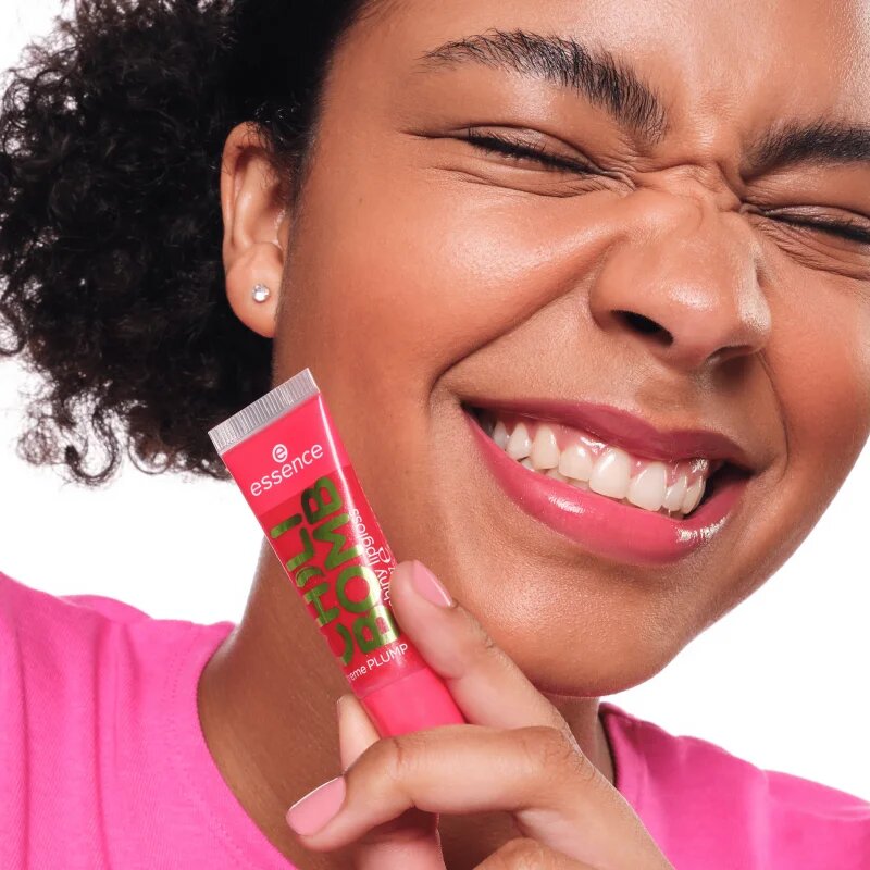 essence Chili Bomb lesk na rty pro větší objem 10 ml