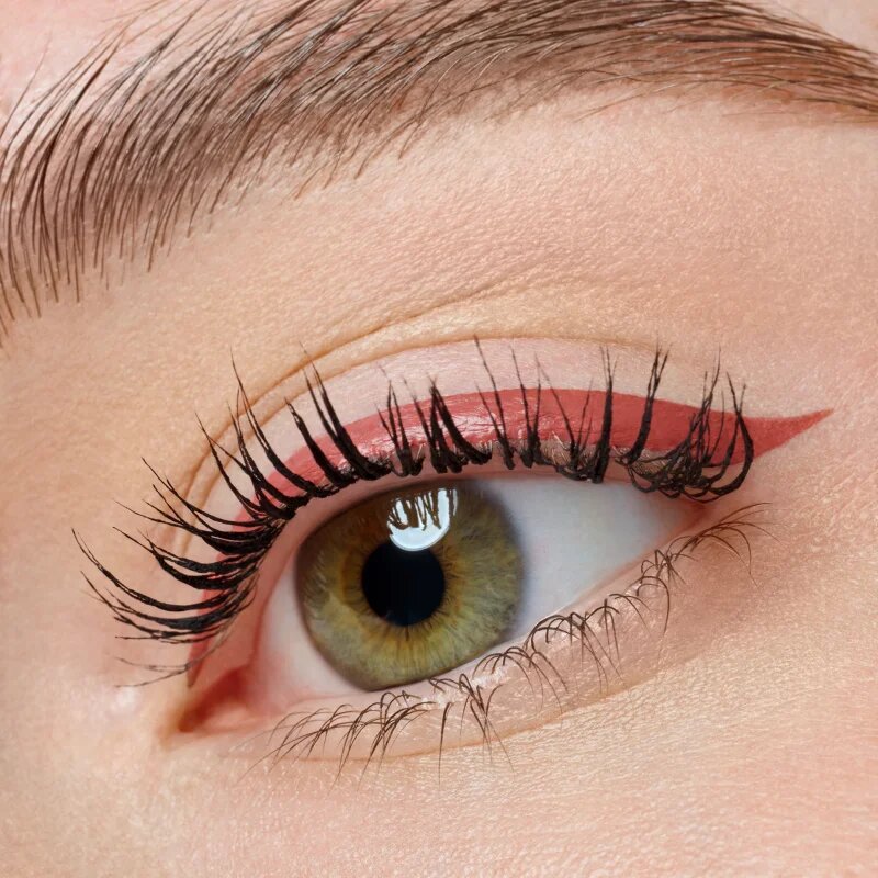 essence COLOUR it! tekuté oční linky odstín 04 Rusty Red 3 ml