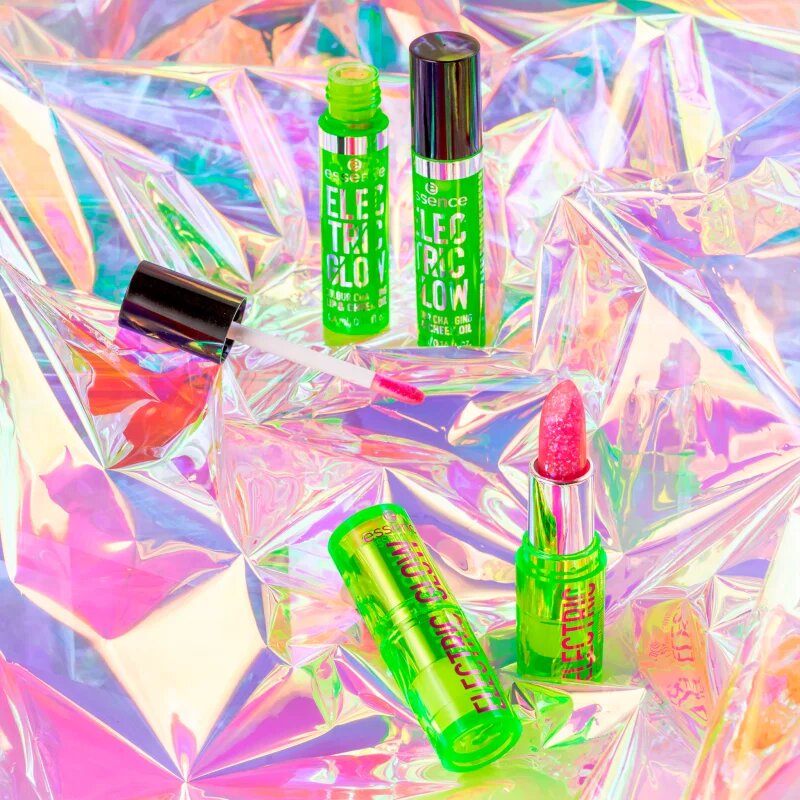 essence Electric Glow olej na rty a tváře 4.4 ml
