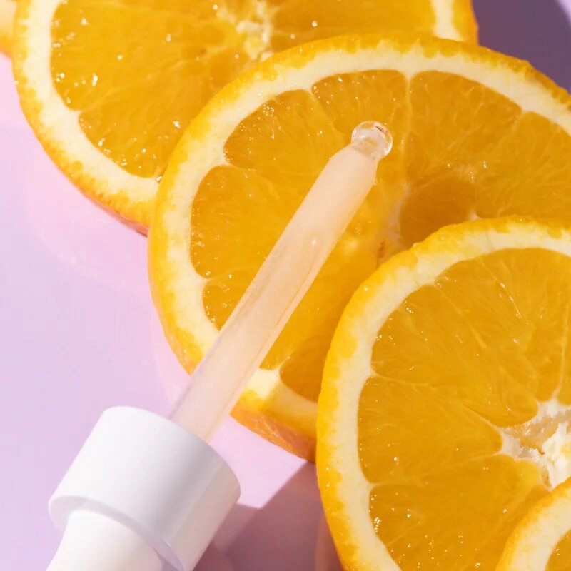 essence Hello Good Stuff! Glow-C rozjasňující sérum s vitaminem C 30 ml