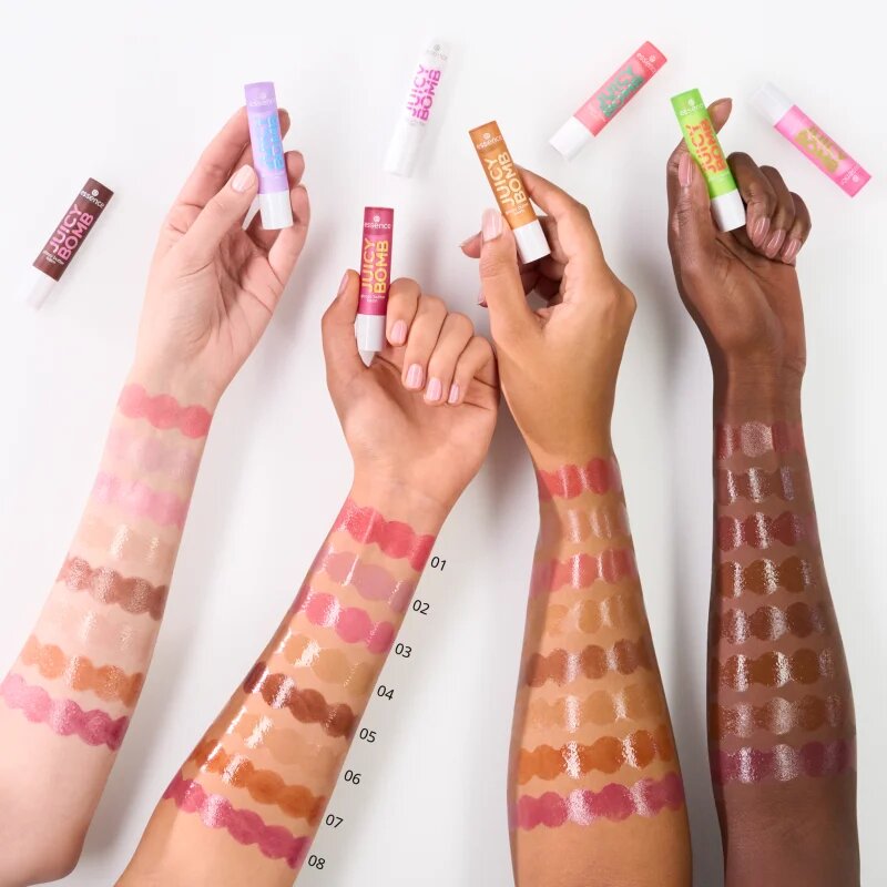essence Juicy Bomb balzám na rty odstín 08 Cherrything I Want 2 g