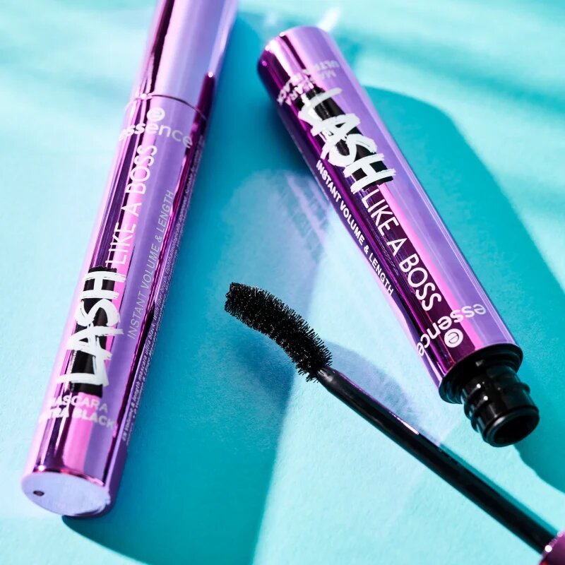 essence Lash Like a Boss řasenka pro objem délku a oddělení řas odstín Ultra Black 95 ml