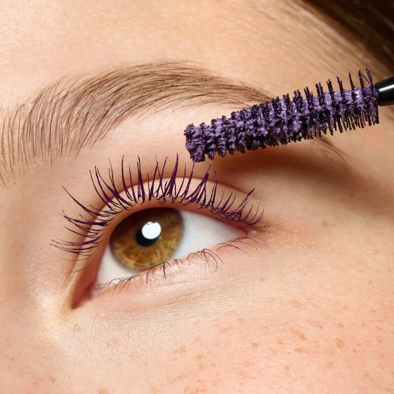 essence Lash PRINCESS řasenka pro efekt umělých řas odstín Purple 12 ml