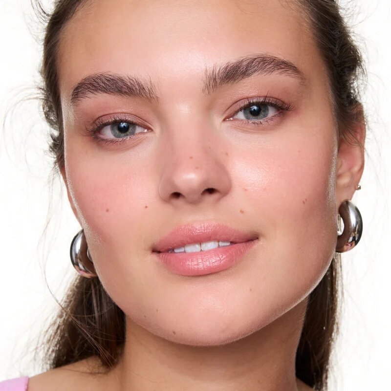 essence milky GLAZED hydratační podkladová báze pod make-up s rozjasňujícím efektem 50 ml