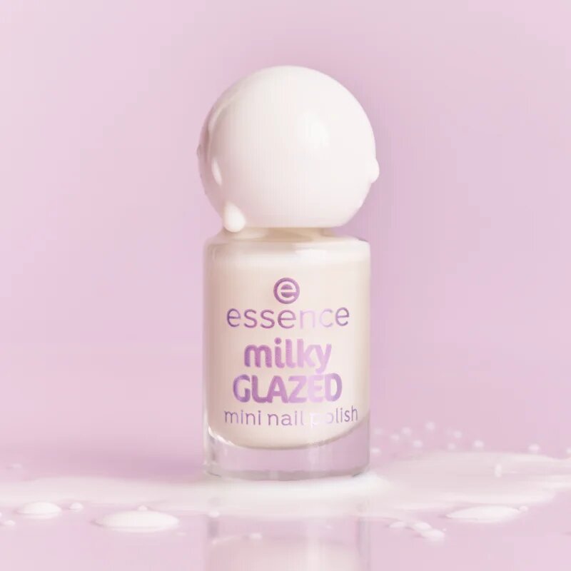 essence milky GLAZED lak na nehty mini odstín 21 5 ml