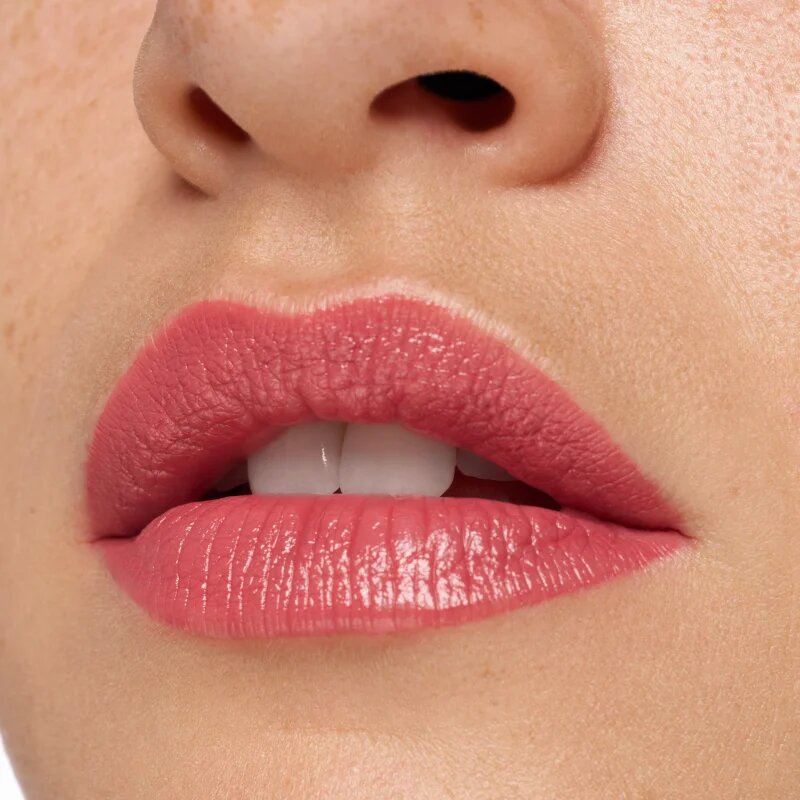 essence satin GLOW krémová rtěnka se saténovým finišem odstín 03 Rose And Shine 3.5 g