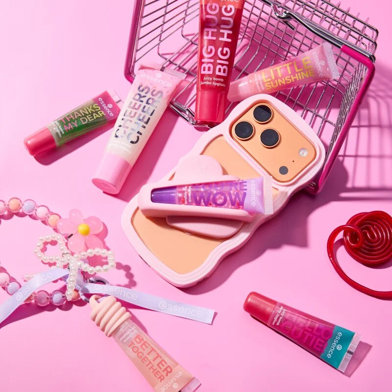 essence Say It With Juicy Hello Cutie! třpytivý lesk na rty odstín 02 Witty Watermelon 10 ml