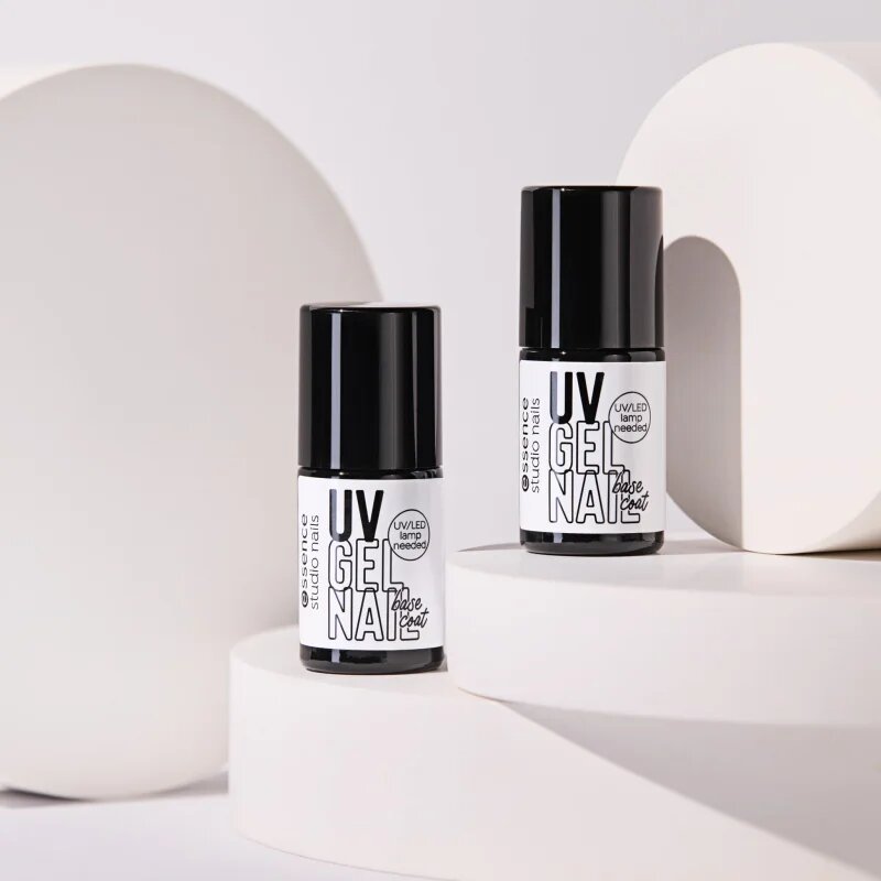 essence studio nails UV GEL NAIL podkladový lak na nehty odstín 01 perfect base 5 ml