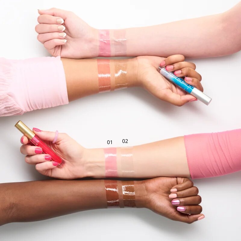 essence WHAT THE FAKE! lesk na rty s chladivým účinkem 42 ml