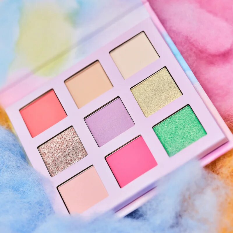 essence WHAT THE FLUFF?! paletka očních stínů odstín 01 Cotton Candy Skies 11.6 g