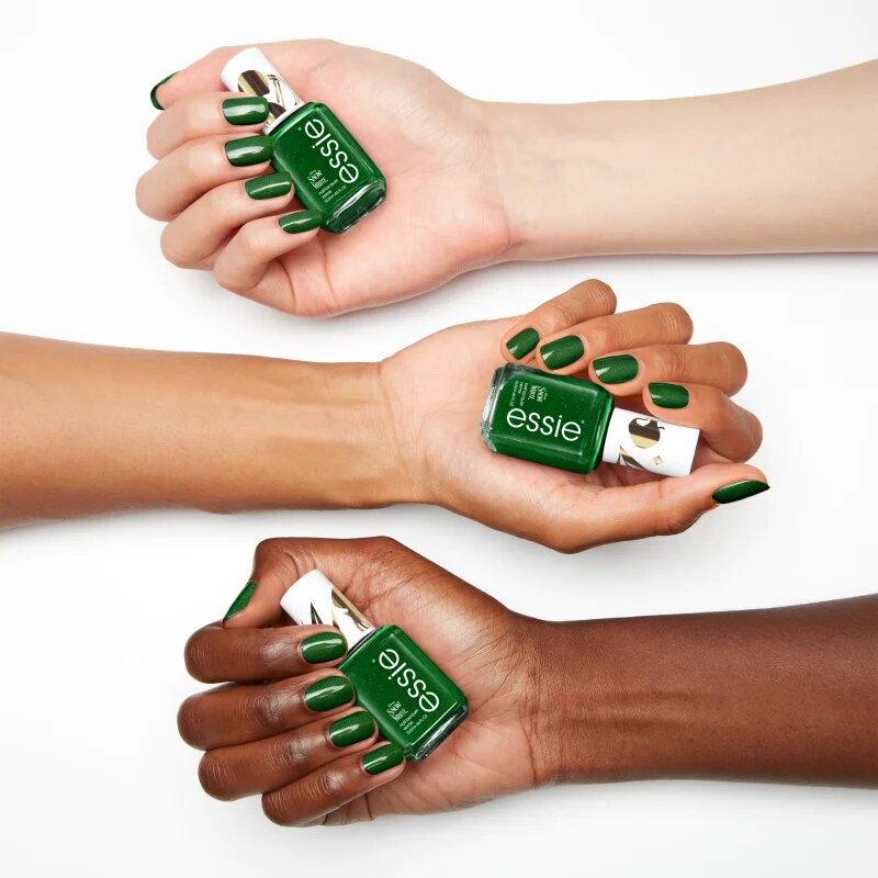 Essie Snow White lak na nehty odstín seize the crown 13.5 ml