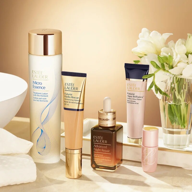 Estée Lauder Futurist Hydra Rescue hydratační make-up SPF 45 odstín 1N2 Ecru 35 ml
