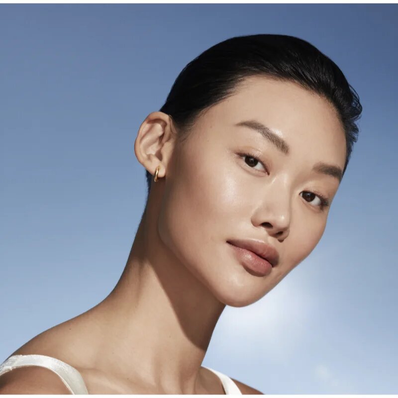Estée Lauder Futurist SkinTint Serum Foundation With Botanical Oil Infusion SPF 20 pečující make-up SPF 20 odstín 2N1 Desert Beige 30 ml