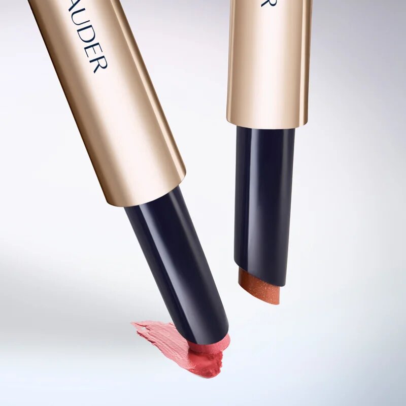 Estée Lauder Pure Color Melt-On Shimmer Stick třpytivý lesk na rty odstín Sparkling Plumtini 1.8 g