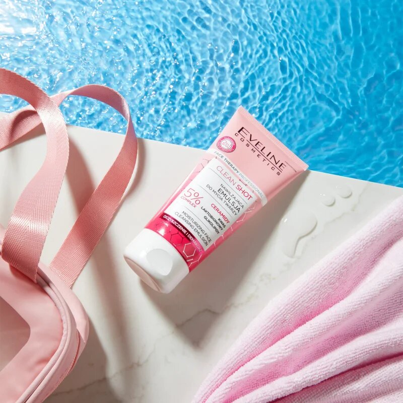 Eveline Cosmetics Clean Shot 5% Ceramidy Complex intenzivně hydratační mycí emulze 150 ml