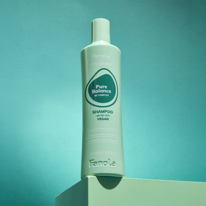 Fanola Vitamins Pure Balance Shampoo čisticí šampon proti mastným lupům 350 ml
