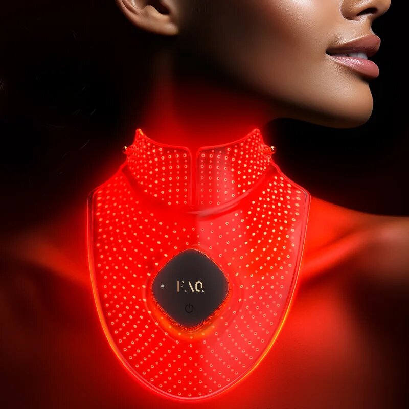 FOREO FAQ™ 211 LED maska na krk a dekolt proti stárnutí pokožky 1 ks