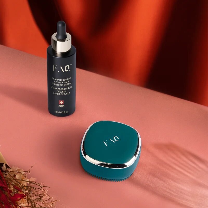 FOREO FAQ™ 301 masážní přístroj pro stimulaci růstu vlasů Blue Emerald 1 ks